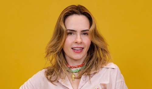 Ana Paula Renault, 44 anos: O Segredo do Glow Sutil e Elegante Pós-BBB é uma Combinação de Tecnologias