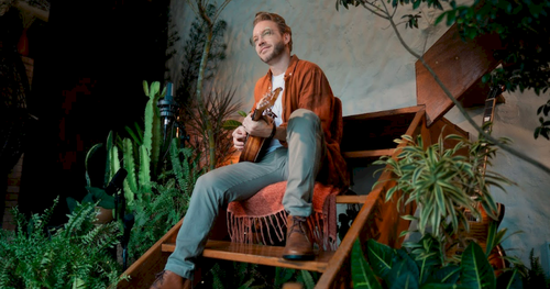 Balara Celebra Sucesso de 2025 com Lançamento de Álbum Acústico Reflexivo