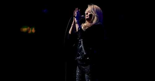 Bonnie Tyler Surpreende ao Revelar Falta de Ganhos com 'Total Eclipse of the Heart'
