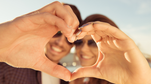 Fevereiro: Três Signos Astrológicos com Potencial para Novos Romances