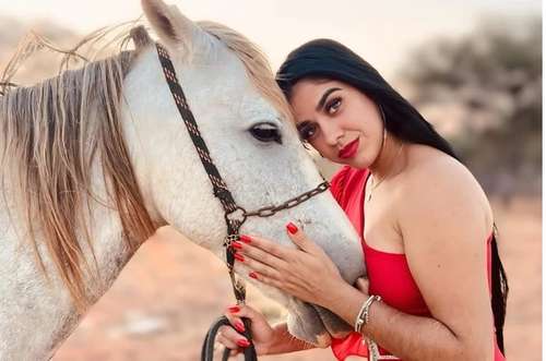Comunidade Baiana Lamenta a Perda da Rainha da Cavalgada; Tragédia Choca Fãs