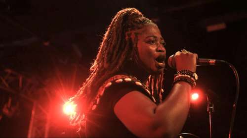 Queen Rima, Estrela Guineense do Dancehall, Conquista o Prêmio Découvertes da RFI