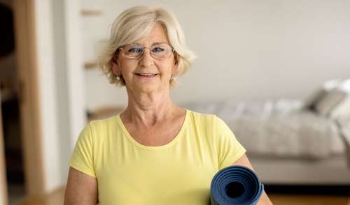 Pilates: A Rotina de Quatro Exercícios Para Uma Vida Mais Longevidade e Bem-Estar, Segundo Especialista