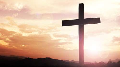 São Policarpo: O Guardião Contra Agressões Auditivas e Queimaduras