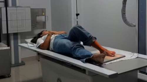 Imprevisto de Saúde: Noiva de Cantor Sertanejo Sofre Fratura no Pé em Consequência de Infecção