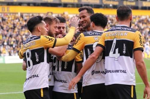 Crici&uacute;ma vence o S&atilde;o Bernardo com gol de Otero e cola no G2 da S&eacute;rie B