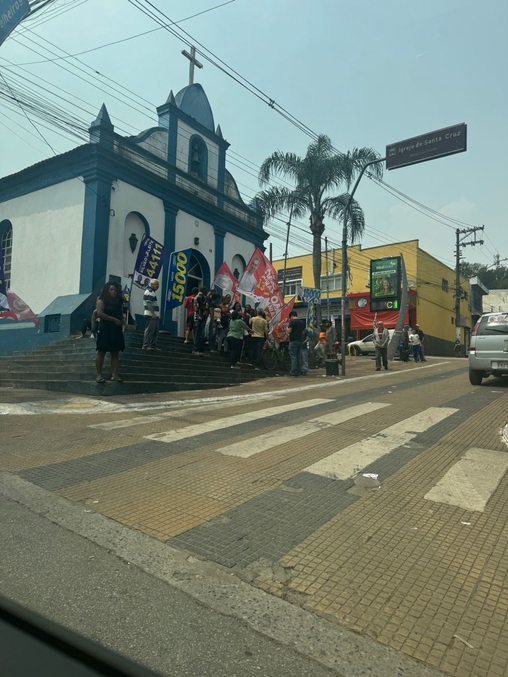 Campanha eleitoral é forte em região que parece esquecida pelo poder público