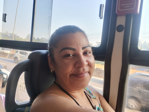 Ivanilda Soares da Costa, costureira. Os principais problemas relatados pelos usuários são pouca frequência dos ônibus (27%), lotação (24%) e pontualidade (16%).