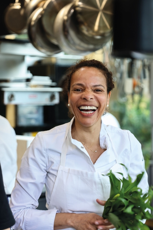 Alessandra Montagne agora se prepara para ter seu pr&oacute;prio restaurante no Louvre