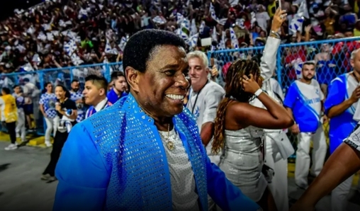 Neguinho da Beija-Flor está na Beija-Flor desde 1975