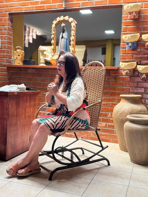 Terezinha relembra trajet&oacute;ria e celebra vida: "Sou muito grata. Grata a Deus por eu ter nascido em Caruaru, por ser artes&atilde;"