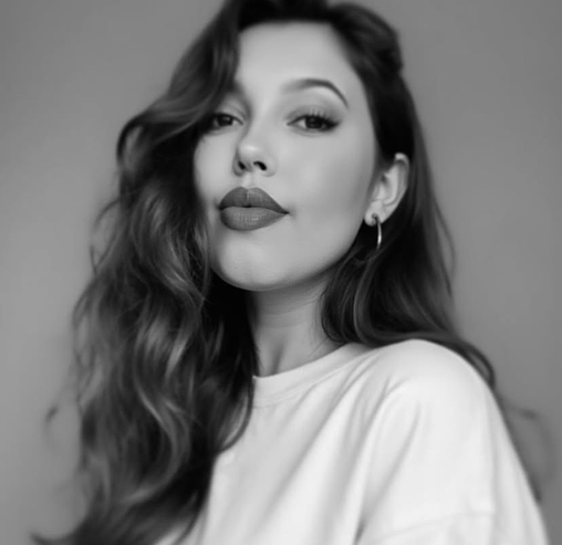 Natasha Renault mora em S&atilde;o Paulo