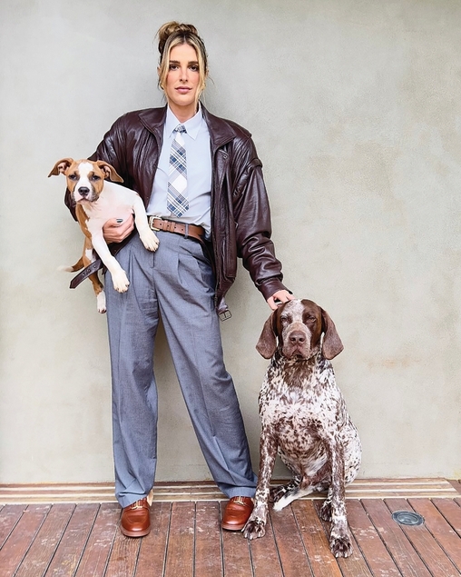 Rafa Brites com os cachorros, Bolota e Mafuné