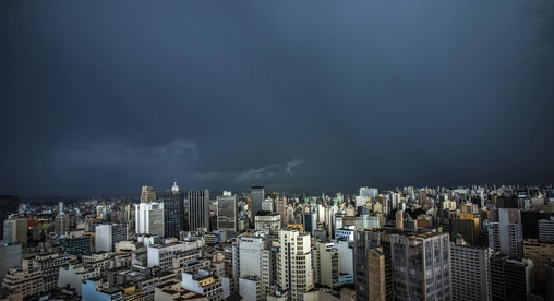 Em 2020, por exemplo, as unidades de apartamentos j&aacute; representavam 1,38 milh&atilde;o dos im&oacute;veis da cidade, enquanto casas horizontais eram cerca de 1,37 milh&otilde;es