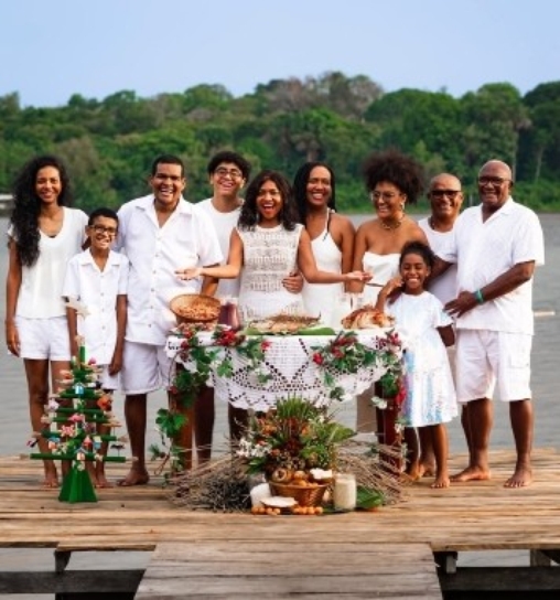 Gaby Amarantos é mãe de Davi, de 15 anos, e divide a criação das sobrinhas com a irmã Gabriele