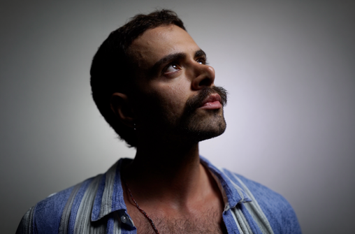 Bernardo de Assis fala sobre participa&ccedil;&atilde;o em novela da Rede Globo