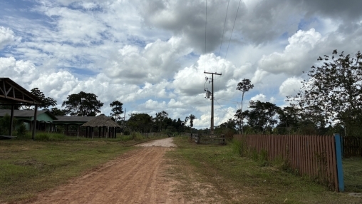 Caminho at&eacute; o n&uacute;cleo da Reserva Cazumb&aacute;