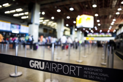 Registro de passageiros circulando pelo aeroporto de Guarulhos, o mario da Am&eacute;rica Latina