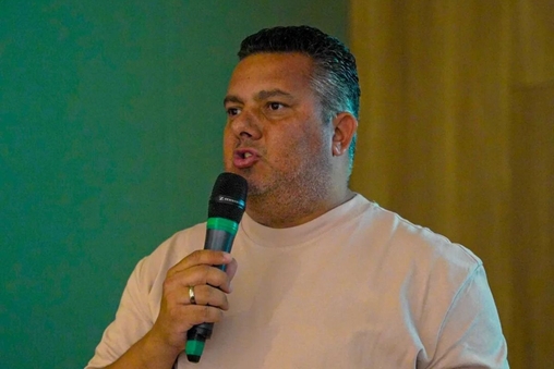 Leo Precioso palestra sobre empreendedorismo social