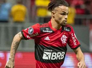 Michael assina com o Al Hilal e não joga mais pelo Flamengo