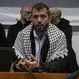 Ativista brasileiro interceptado rumo a Gaza chega a Israel para interrogatório