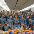 Uniforme de viagem da Seleção para Copa nos EUA vira alvo de piadas
