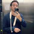 Ator da Globo Wagner Santisteban mostra hematomas após acidente na academia