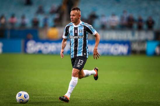 Rafinha crê em recuperação gremista no campeonato
