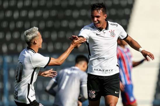 Conheça Giovane, destaque do Timão de apenas 17 anos, que atua pelo Sub-20