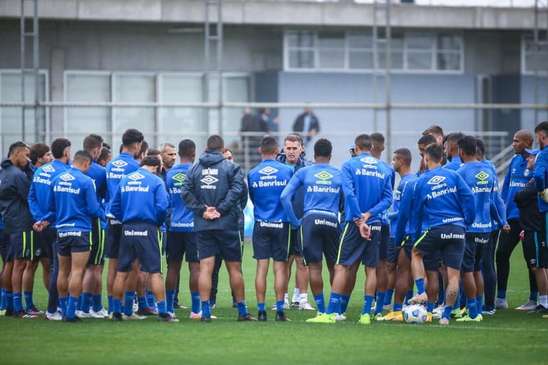 Trajetória: como o Grêmio foi do céu ao inferno em 2021