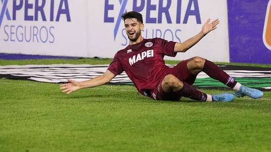 Reviravolta? Técnico do Lanús fala sobre ida de López ao Palmeiras