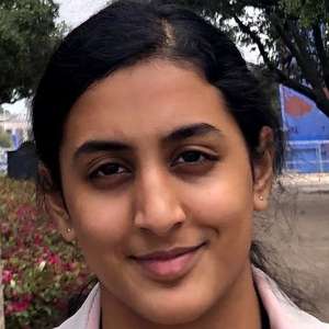 Estudante é premiada por descobrir molécula contra covid