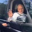 Veja os carros usados pelos papas Leão XIV, Francisco, Bento XVI e João Paulo II