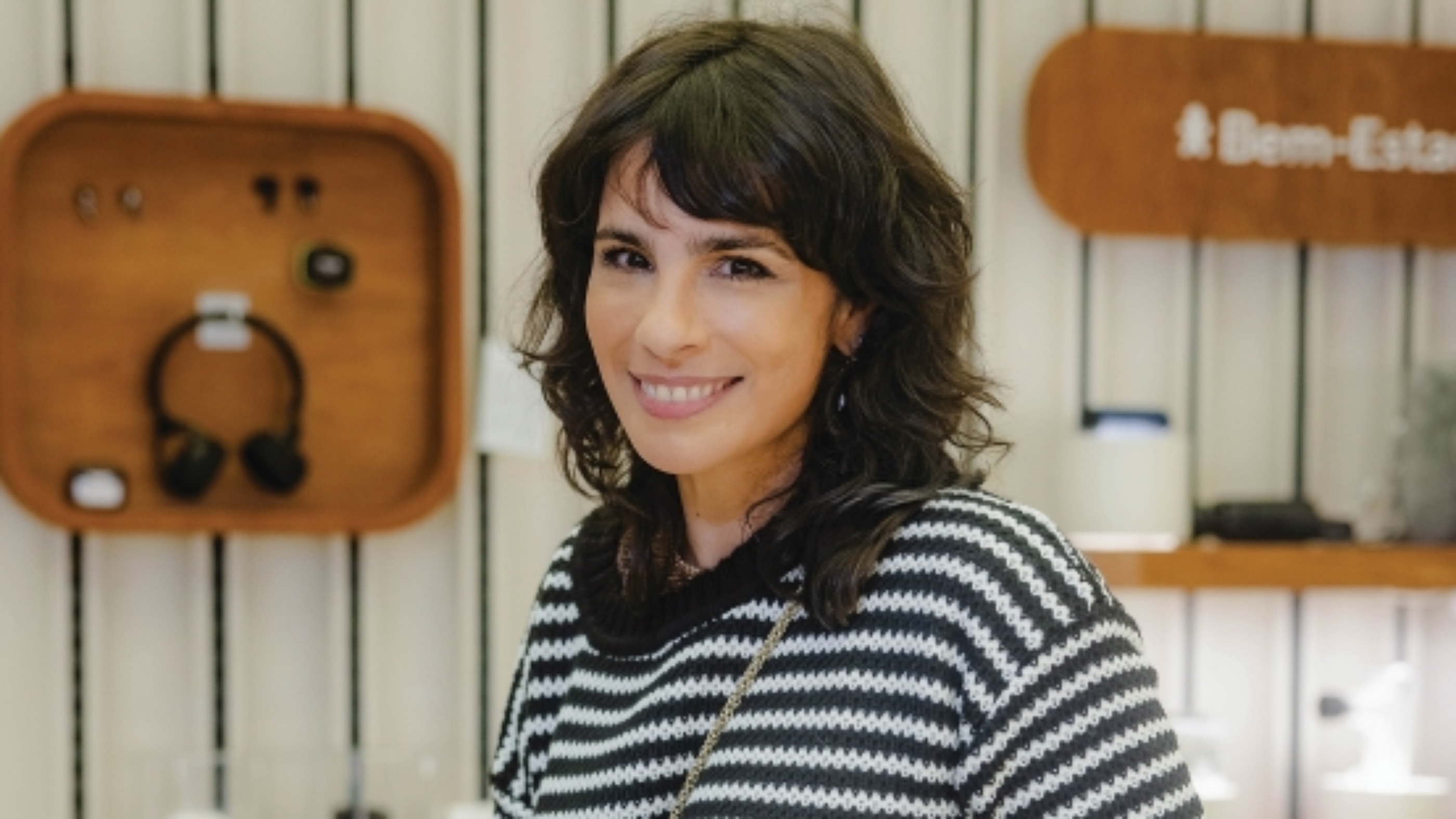 Maria Ribeiro abre o jogo sobre ser mãe de dois adolescentes: 