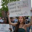 Governo Trump suspende visto a novos estudantes estrangeiros de Harvard