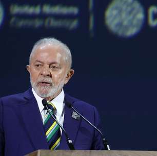 Horas após Brasil prometer se aliar a 'clube do petróleo', Lula cobra mundo por combustíveis fósseis