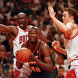 Lenda da NBA admite ter atirado em dois homens e pode pegar 10 anos de prisão
