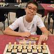 Argentino de 12 anos volta a vencer Magnus Carlsen, número 1 do mundo no xadrez