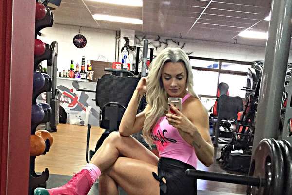 Bota Collab Juju Salimeni - Butterfly Moda Fitness