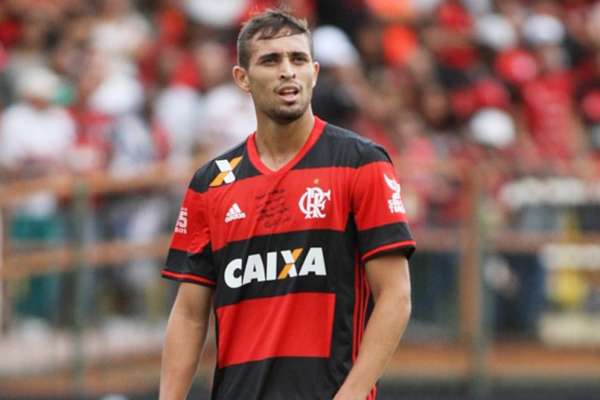 Léo Duarte já fez três partidas nesta temporada e tem sido muito elogiado(Foto: Gilvan de Souza)