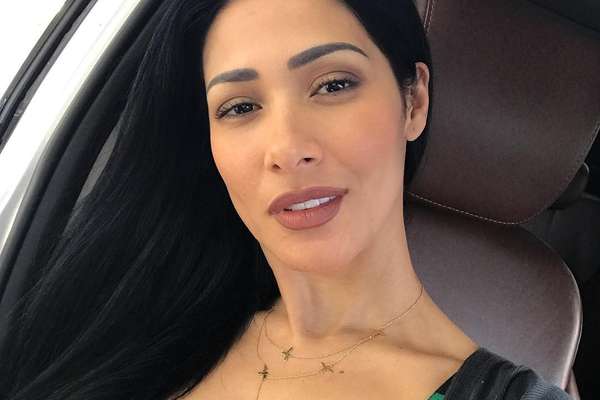 Com foto antiga, Simaria volta à Internet para agradecer apoio dos fãs