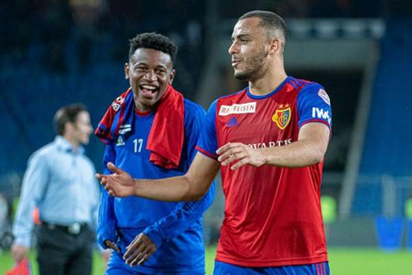 Artilheiro na Suíça, gols de Arthur Cabral pelo Basel podem render financeiramente ao Verdão
