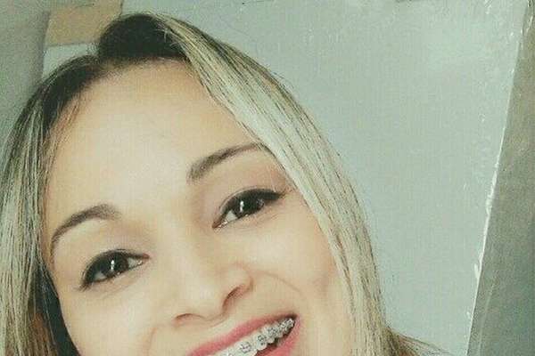 A vendedora Janaína da Silva Santos foi morta por um subtenente da Polícia Militar, em Registro, interior de São Paulo. Expulso da corporação, ele foi condenado a 13 anos de prisão.