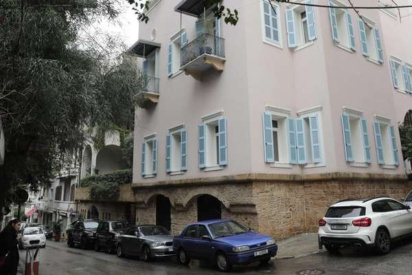 AFP / BBC News Brasil Esta casa em Beirute pertence a Ghosn. A esposa dele, Carole, nasceu na capital libanesa