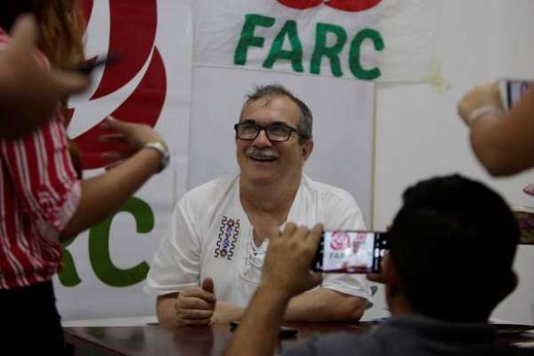 Colômbia diz ter frustrado ataque contra ex-líder das Farc