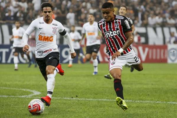Em fevereiro de 2019, clássico ocorreu em situação parecida com a de 2020 (Foto: Rodrigo Gazzanel/RM Sports)
