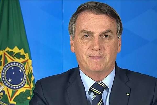 O presidente Jair Bolsonaro em pronunciamento nesta terça-feira, 24