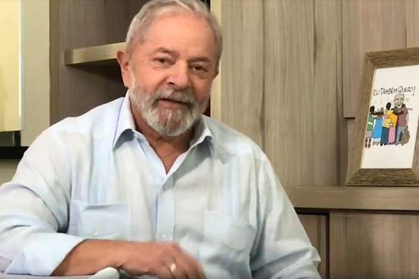 'Bolsonaro não está preparado para tocar esse País', disse Lula em live ao lado de Haddad