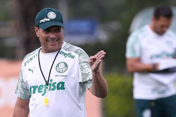 Treinador pretende, ainda, iniciar parte tática nesta semana (Foto: Cesar Greco)