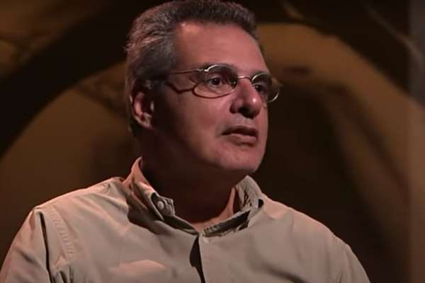 Dimenstein dedicou a maior parte de sua carreira ao tema da educação: "Conhecimento em primeiro lugar"